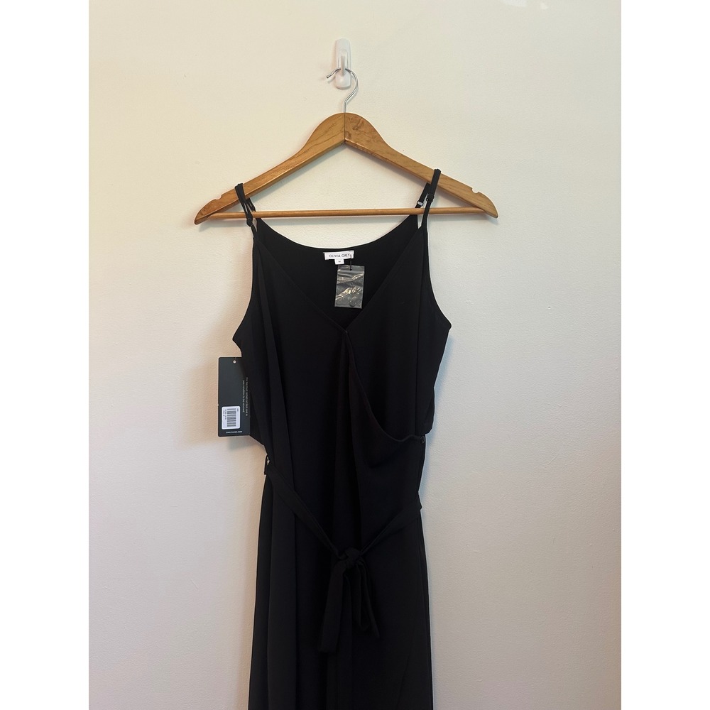 NWT Olivia Grey Black Wrap Dress | Size Medium - Picture 2 of 7
